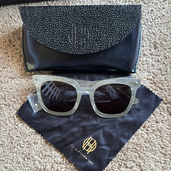 House of Harlow 1960 Shimmering Silver Sunglasses - Picture 3 of 3